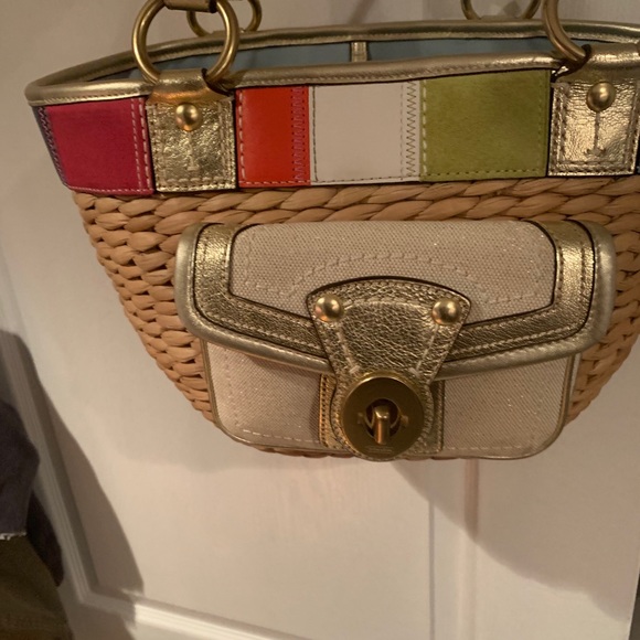 Limited addition coach Beach bag Authentic - Picture 3 of 4